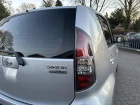 Daihatsu Sirion 2 2 1.3 16V Automaat Exclusive thumbnail 9