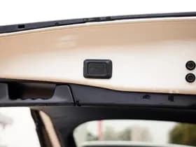 Toyota RAV4 2.5 Hybrid Executive Automaat AWD | Blind Spot Detection | Apple Carplay/ Android Auto | Stoelgeheugen | Camera | Climate | Crui thumbnail 18