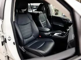 Toyota RAV4 2.5 Hybrid Executive Automaat AWD | Blind Spot Detection | Apple Carplay/ Android Auto | Stoelgeheugen | Camera | Climate | Crui thumbnail 24