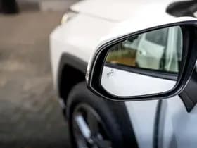 Toyota RAV4 2.5 Hybrid Executive Automaat AWD | Blind Spot Detection | Apple Carplay/ Android Auto | Stoelgeheugen | Camera | Climate | Crui thumbnail 36