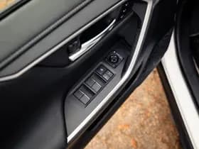 Toyota RAV4 2.5 Hybrid Executive Automaat AWD | Blind Spot Detection | Apple Carplay/ Android Auto | Stoelgeheugen | Camera | Climate | Crui thumbnail 9