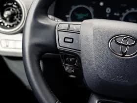 Toyota C-HR 1.8 Full Hybrid First Edition | Bi-Tone | Apple carplay | Stoel en Stuurverwarming | PDC | Navigatie | Adaptieve cruise | Achter thumbnail 14