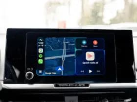 Toyota C-HR 1.8 Full Hybrid First Edition | Bi-Tone | Apple carplay | Stoel en Stuurverwarming | PDC | Navigatie | Adaptieve cruise | Achter thumbnail 23