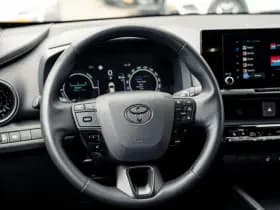 Toyota C-HR 1.8 Full Hybrid First Edition | Bi-Tone | Apple carplay | Stoel en Stuurverwarming | PDC | Navigatie | Adaptieve cruise | Achter thumbnail 6