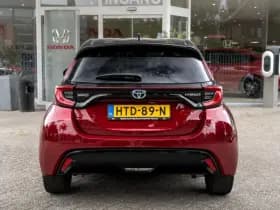 Toyota Yaris 1.5 Hybrid Style Bi-Tone | Climate control | Automaat | Adaptive cruise control | Achteruitrijcamera | 4 Seizoenen banden | 10 j thumbnail 11