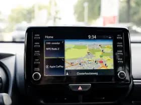 Toyota Yaris 1.5 Hybrid Style Bi-Tone | Climate control | Automaat | Adaptive cruise control | Achteruitrijcamera | 4 Seizoenen banden | 10 j thumbnail 22