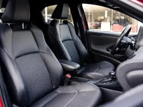 Toyota Yaris 1.5 Hybrid Style Bi-Tone | Climate control | Automaat | Adaptive cruise control | Achteruitrijcamera | 4 Seizoenen banden | 10 j thumbnail 26