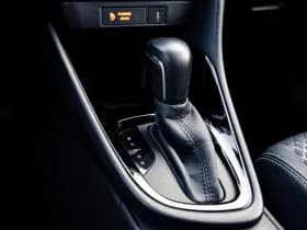 Toyota Yaris 1.5 Hybrid Style Bi-Tone | Climate control | Automaat | Adaptive cruise control | Achteruitrijcamera | 4 Seizoenen banden | 10 j thumbnail 8