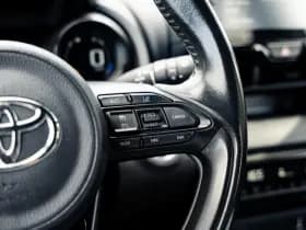 Toyota Yaris 1.5 Hybrid Style Bi-Tone | Climate control | Automaat | Adaptive cruise control | Achteruitrijcamera | 10 jaar garantie thumbnail 15