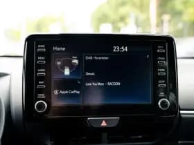 Toyota Yaris 1.5 Hybrid Style Bi-Tone | Climate control | Automaat | Adaptive cruise control | Achteruitrijcamera | 10 jaar garantie thumbnail 22