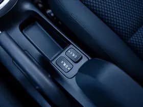 Honda Jazz 1.3 i-VTEC Trend Automaat | Airco | Cruise control | All Season banden | Stoelverwarming | PDC achter | Handsfree bellen thumbnail 16