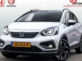 Honda Jazz 1.5 Full Hybrid Crosstar Automaat | Dealeronderhouden | Navigatie | PDC voor en achter | Camera | Carplay / Android Auto | Stoel