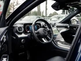 Mercedes-Benz C-Klasse Estate C300e Plug-In Hybrid AMG Line | BTW auto | Volle auto | Pano-dak | HUD | Trekhaak | Sfeerverlichting | Burmester | Memory thumbnail 2