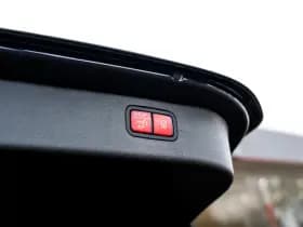 Mercedes-Benz C-Klasse Estate C300e Plug-In Hybrid AMG Line | BTW auto | Volle auto | Pano-dak | HUD | Trekhaak | Sfeerverlichting | Burmester | Memory thumbnail 17