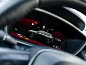 Toyota Corolla Cross 2.0 Full Hybrid Dynamic Automaat | Panoramadak | All Season banden | Adaptieve cruisecontrol | Stuurverwarming | Stoelverwarming thumbnail 35