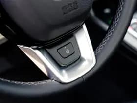 Honda Civic 2.0 Full Hybrid Advance Automaat | Panodak | NL auto | Nieuwe auto | Lederen bekleding | Bose Soundsystem | Adaptieve cruisecont thumbnail 16