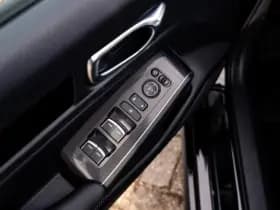 Honda Civic 2.0 Full Hybrid Advance Automaat | Panodak | NL auto | Nieuwe auto | Lederen bekleding | Bose Soundsystem | Adaptieve cruisecont thumbnail 26