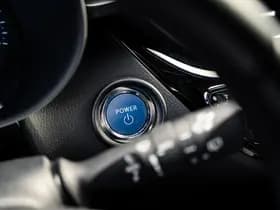 Toyota C-HR 1.8 Hybrid Advance Automaat | Adaptieve cruisecontrol | Dodehoek detectie | Achteruitrijcamera | Stoelverwarming | Parkeersensor thumbnail 17