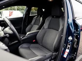 Toyota C-HR 1.8 Hybrid Advance Automaat | Adaptieve cruisecontrol | Dodehoek detectie | Achteruitrijcamera | Stoelverwarming | Parkeersensor thumbnail 3