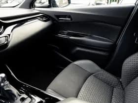 Toyota C-HR 1.8 Hybrid Advance Automaat | Adaptieve cruisecontrol | Dodehoek detectie | Achteruitrijcamera | Stoelverwarming | Parkeersensor thumbnail 30