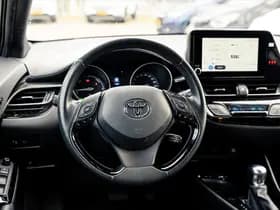 Toyota C-HR 1.8 Hybrid Advance Automaat | Adaptieve cruisecontrol | Dodehoek detectie | Achteruitrijcamera | Stoelverwarming | Parkeersensor thumbnail 6