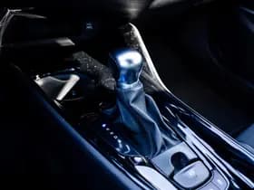 Toyota C-HR thumbnail 8