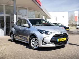 Toyota Yaris 1.5 Hybrid 116pk CVT Activ1.5 Hybrid Business Automaat | Stoel / stuurverwarming | Camera | PDC voor en achter | Carplay / Andro thumbnail 9