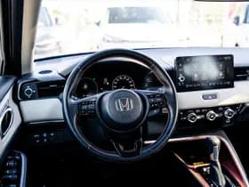 Honda HR-V Full Hybrid Advance Style Automaat | 1e eigenaar | NL Auto | Dealeronderhouden | Carplay / Android Auto | Camera | PDC | Draadlo thumbnail 6