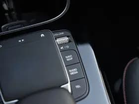 Mercedes-Benz CLA-Klasse 200 AMG Line thumbnail 18