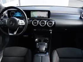 Mercedes-Benz CLA-Klasse 200 AMG Line thumbnail 23