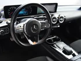 Mercedes-Benz CLA-Klasse 200 AMG Line thumbnail 7