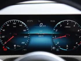 Mercedes-Benz CLA-Klasse 200 AMG Line thumbnail 9