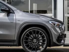 Mercedes-Benz GLA 35 AMG 4MATIC+ thumbnail 5