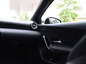 Mercedes-Benz A-Klasse 180 AMG Line thumbnail 21