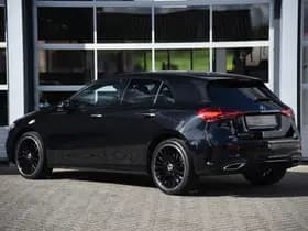 Mercedes-Benz A-Klasse 250 e AMG Line thumbnail 3