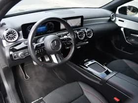Mercedes-Benz A-Klasse 250 e AMG Line thumbnail 8