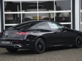 Mercedes-Benz CLE Coupé 300 e AMG Line thumbnail 4