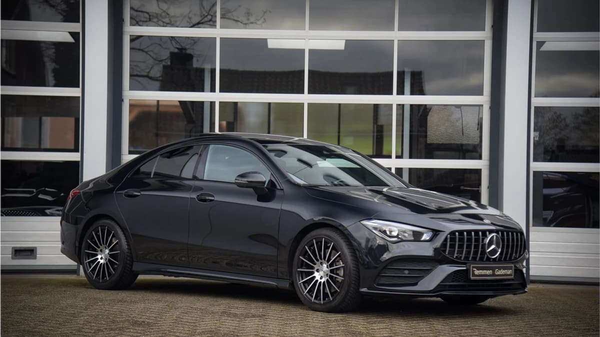 Mercedes-Benz CLA-Klasse 250 AMG Line Premium Plus — foto 1