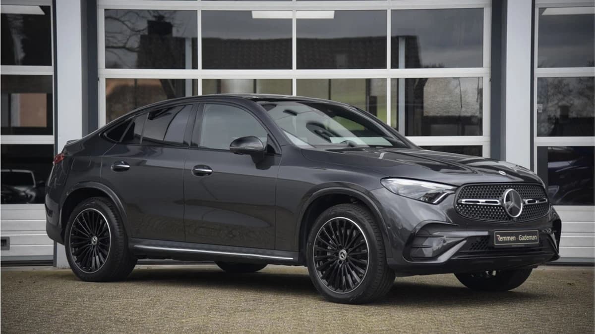 Mercedes-Benz GLC Coupé 300e 4MATIC AMG Line — foto 1