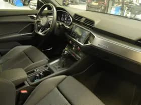 Audi Q3 40 TFSI quattro Pro Line S thumbnail 13