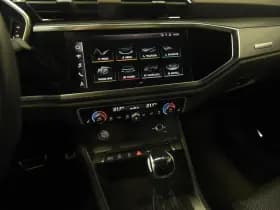 Audi Q3 40 TFSI quattro Pro Line S thumbnail 10
