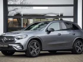 Mercedes-Benz GLC 400e 4MATIC AMG Line thumbnail 2