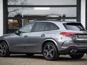 Mercedes-Benz GLC 400e 4MATIC AMG Line thumbnail 3