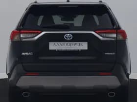 Toyota RAV4 2 5 hybrid dynamic camera adaptive thumbnail 13