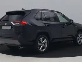 Toyota RAV4 2 5 hybrid dynamic camera adaptive thumbnail 5