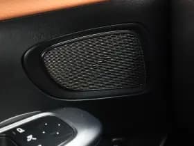 Mercedes-Benz C-klasse c klasse 200 launch edition amg line estate pano camera keyless sfeerverlichting stoelverw thumbnail 21