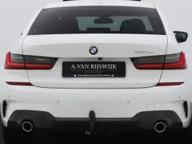 BMW 3-serie serie 320e m sport pano camera memory stoelverwarming trekhaak thumbnail 13