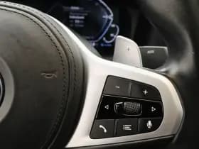 BMW 3-serie serie 320e m sport pano camera memory stoelverwarming trekhaak thumbnail 19