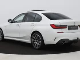 BMW 3-serie serie 320e m sport pano camera memory stoelverwarming trekhaak thumbnail 4