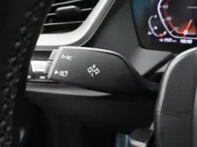 BMW 1-serie serie 118i m sport camera keyless stoel en stuurverw thumbnail 17